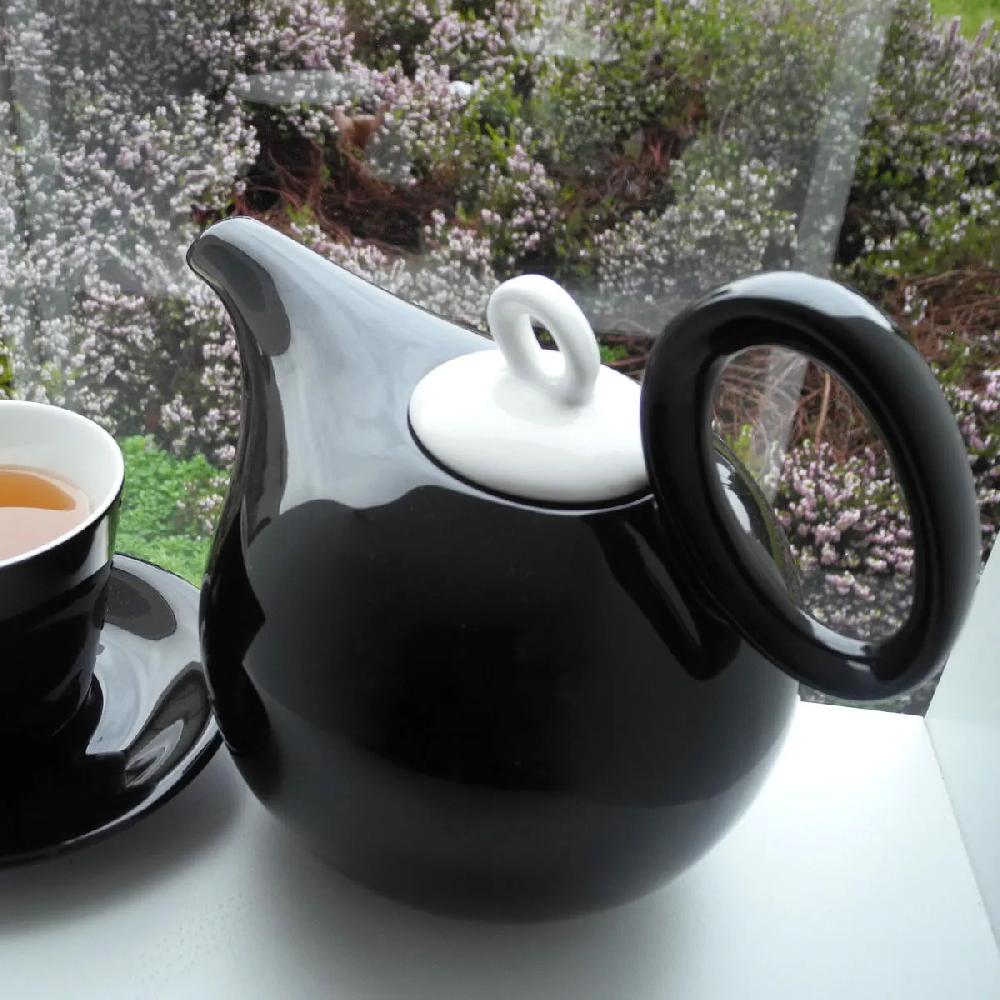 Bruno Evrard Théière Noire En Porcelaine 1L