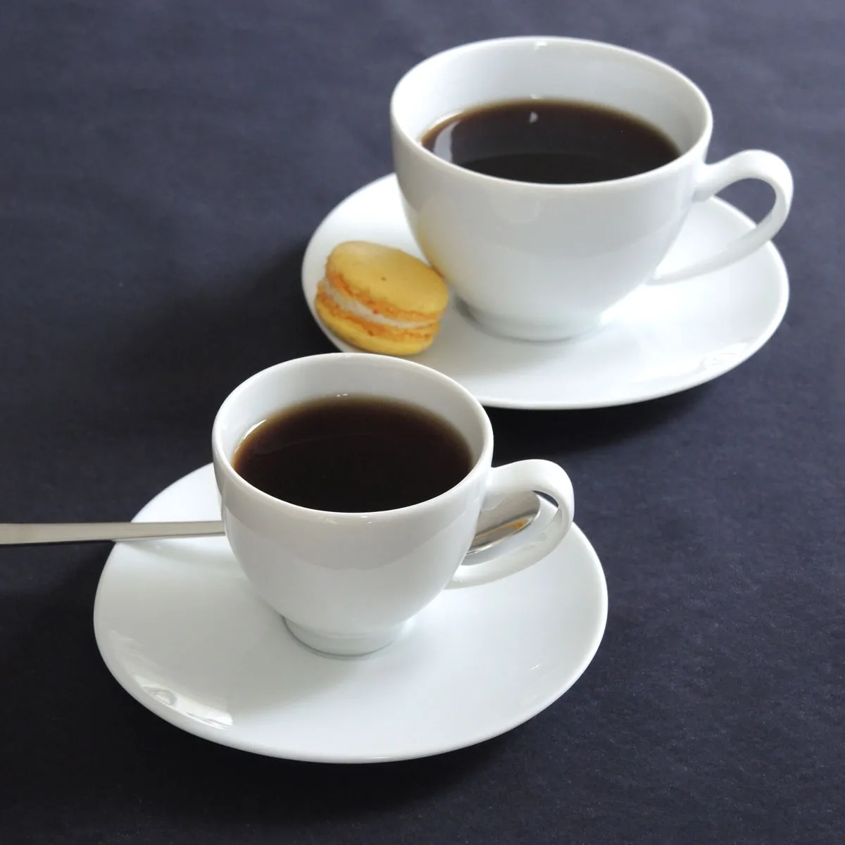 Bruno Evrard Paire-tasse à Café Design En Porcelaine Blanche - PILA