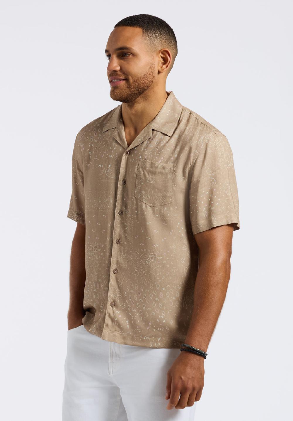 Buffalo David Bitton Chemise Camp Légère à Manches Courtes Imprimé Bandana Pour Homme Sandro Beige Tuffet