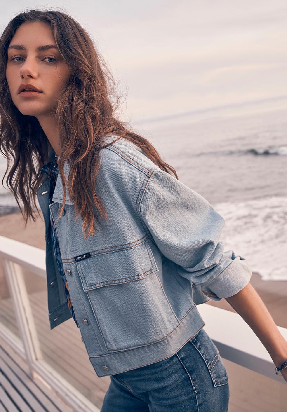 Buffalo David Bitton Teagan Women's Boxy Denim Jacket In Bleached Blue