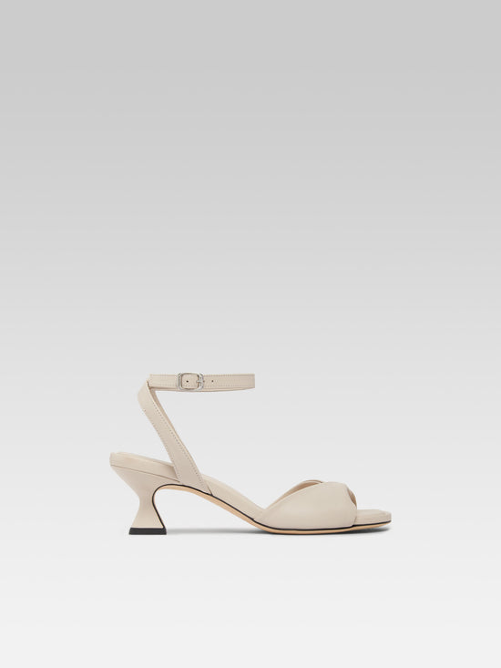 carel Arielle - Sandales cuir ivoire