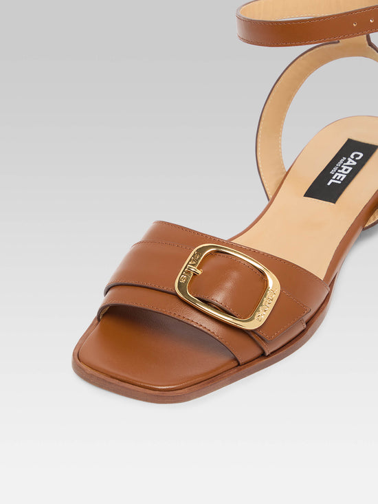 Carel Francoise - Sandales Plates Cuir Cognac