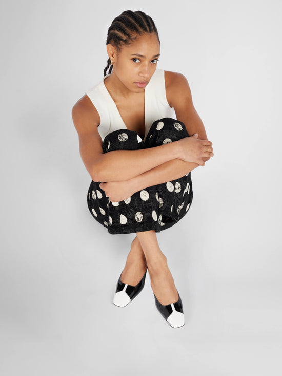 Carel Isa - Mules à Talons Cuir Verni Noir Et Blanc