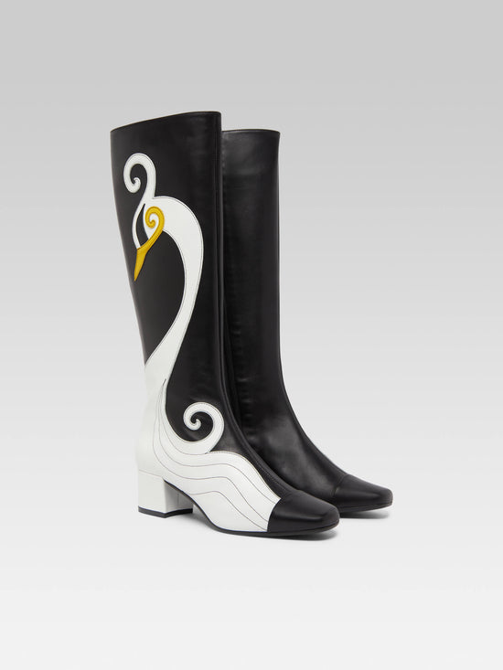 Carel Malaga - Bottes Cuir Noir Et Blanc Cygne