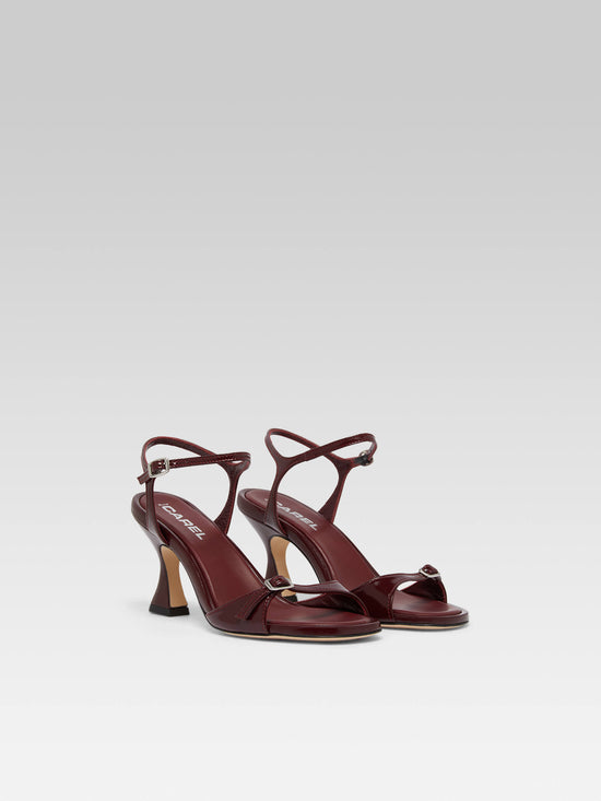 Carel Celeste - Sandales à Talons Cuir Verni Bordeaux – Carel Paris
