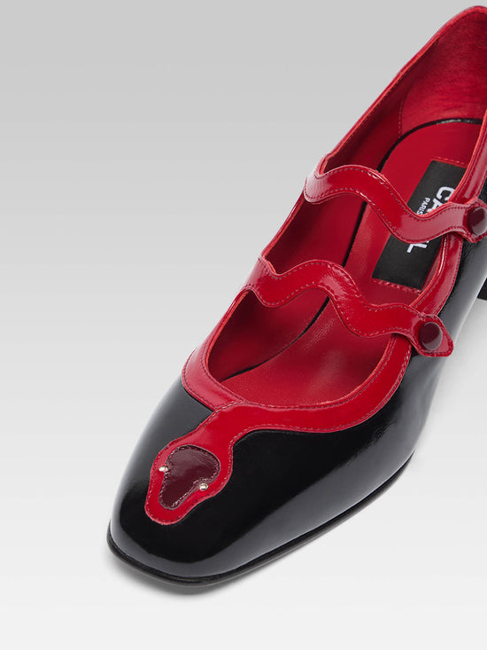 Carel Kina - Escarpins Babies Cuir Verni Noir Et Rouge Serpent