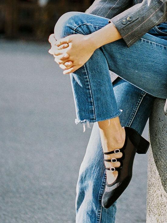 Carel Kinight - Escarpins Babies Velours Résille Noir Et Boucles Strass