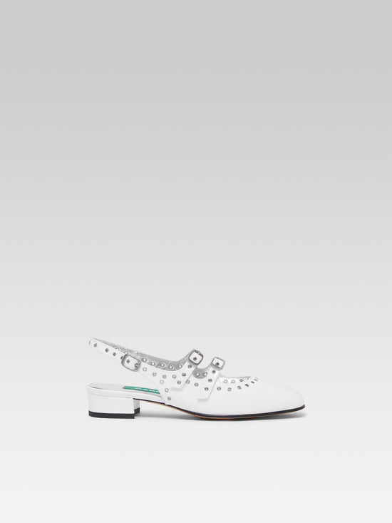 carel Queen - Babies slingback cuir verni blanc upcyclé à oeillets