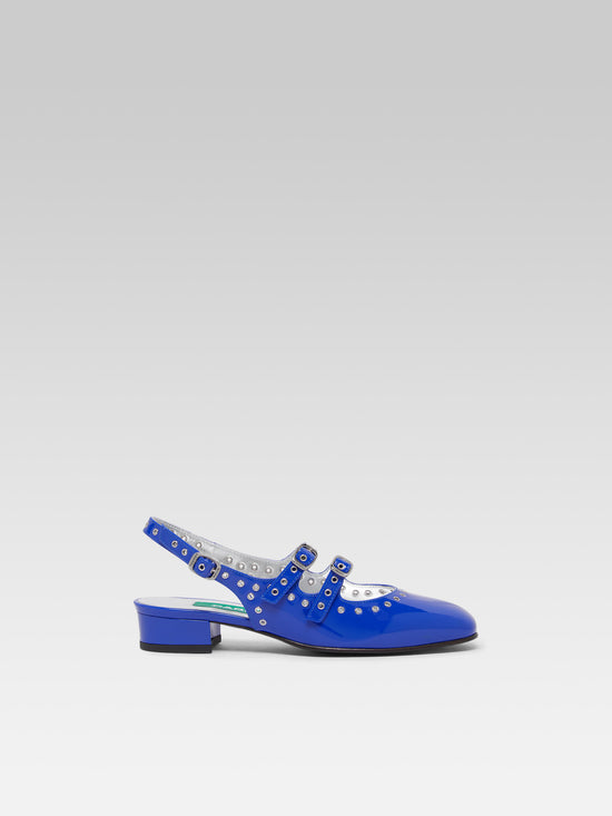 carel Queen - Babies slingback cuir verni bleu éléctrique upcyclé à oeillets – Carel Paris