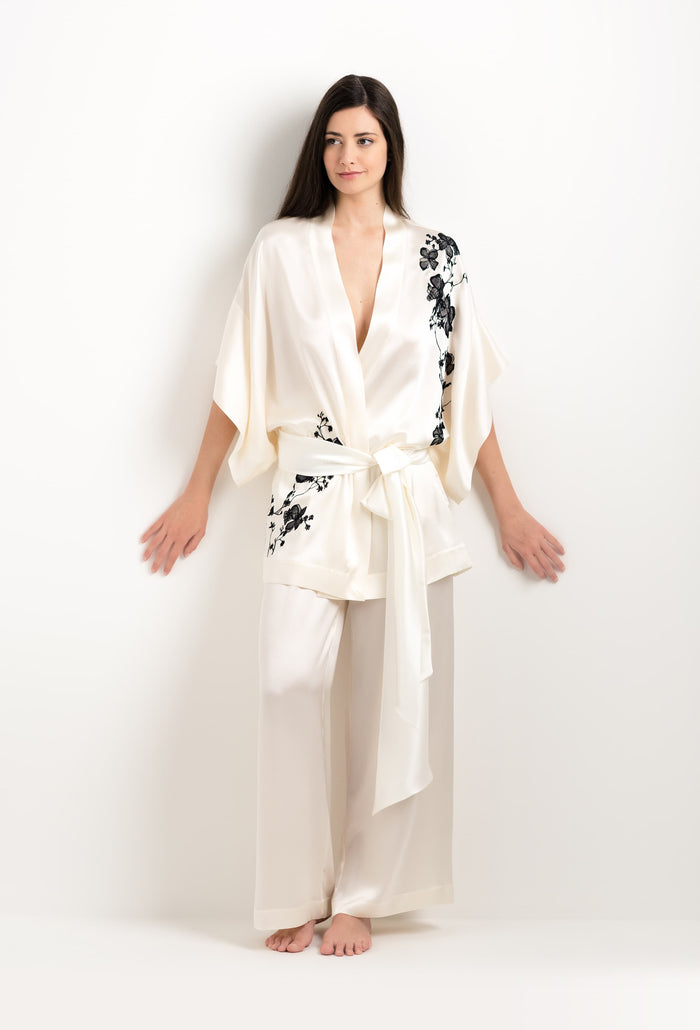 Carine Gilson Kimono Court En Soie Perle Et Dentelle Sakura Noire