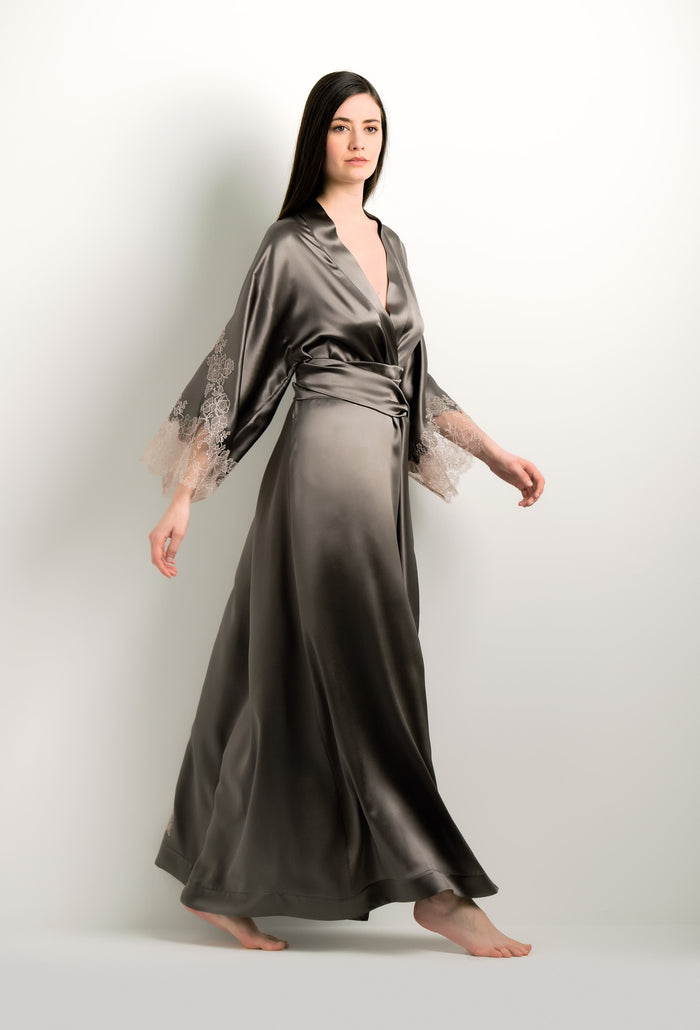 Carine Gilson Kimono Long En Soie - Gris Chaud Et Dentelle Rosa Caudry