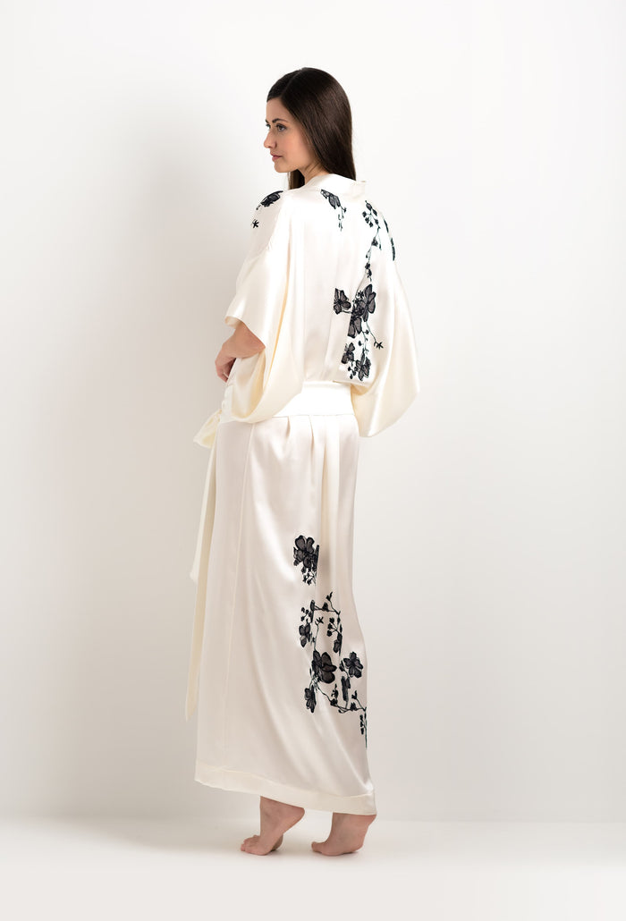 carine Gilson Kimono Long En Soie Perle Et Dentelle Sakura Noire