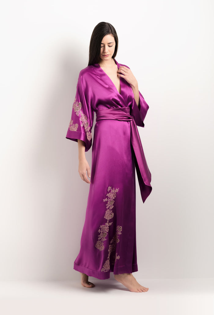 carine gilson Long kimono de soie cassis et dentelle Elisa rose clair