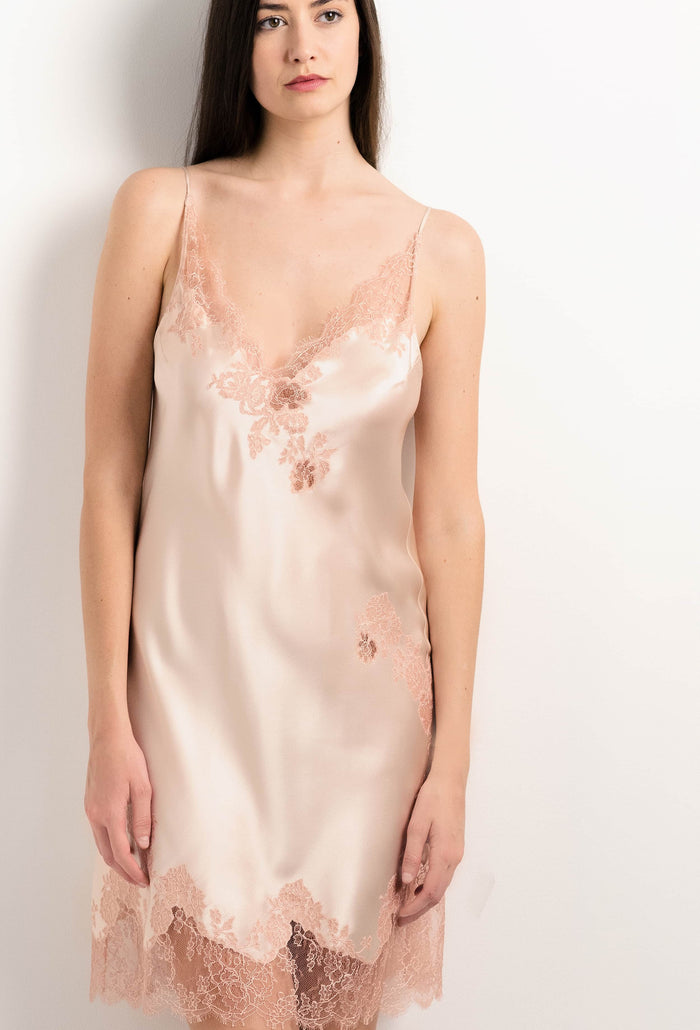 Carine Gilson Nuisette Courte En Soie Rose Poudre Et Dentelle Elisa Rose Clair