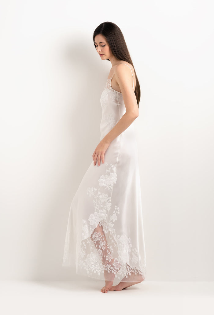 Carine Gilson Robe Longue En Soie Naturelle Et Dentelle Sakura Naturelle