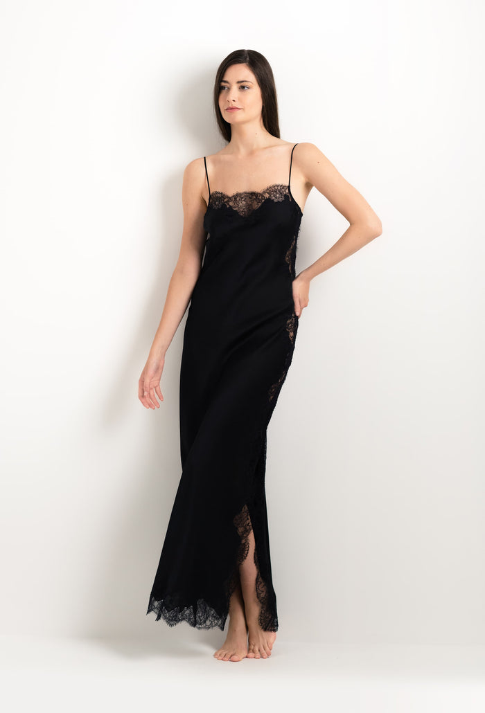 Carine Gilson Robe Longue En Soie Noire Et Dentelle Sonia Noire