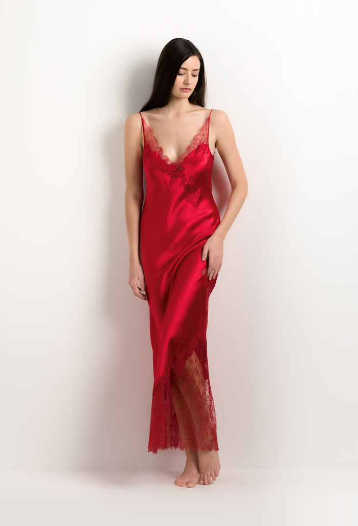 carine gilson Robe longue en soie rouge flamme et dentelle Elisa Rouge