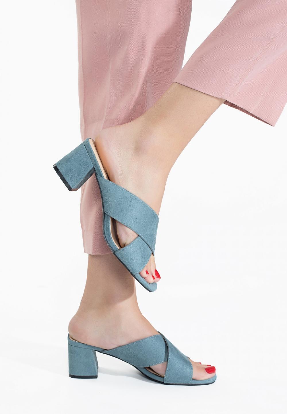 celena Sandales à talon Carah Celena