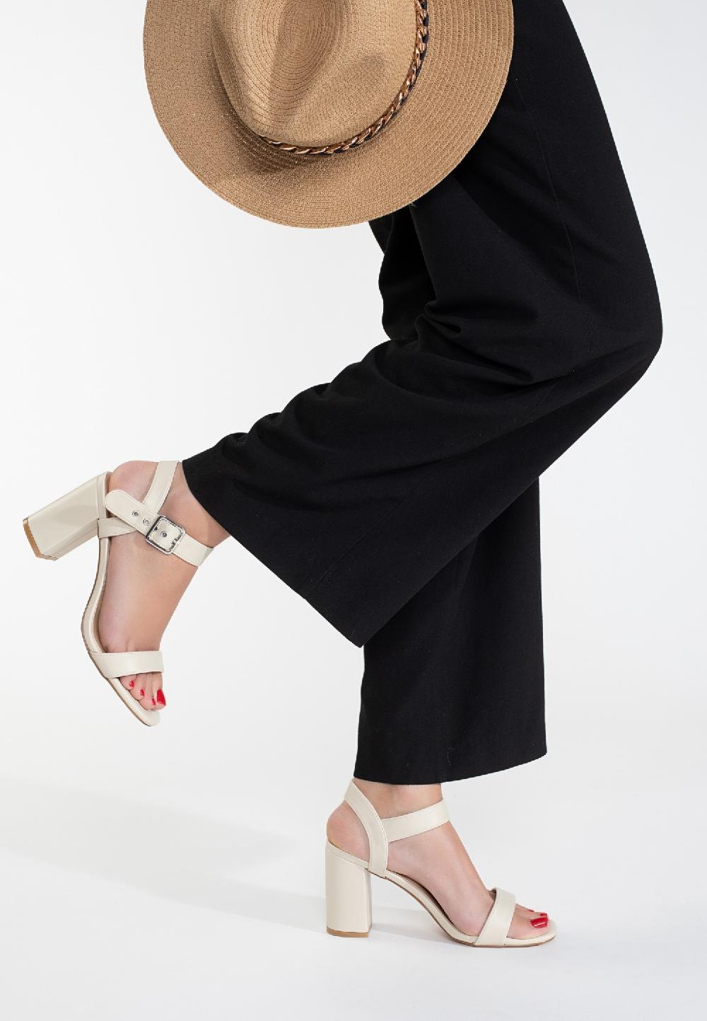 celena Sandales à talon Chanay Celena