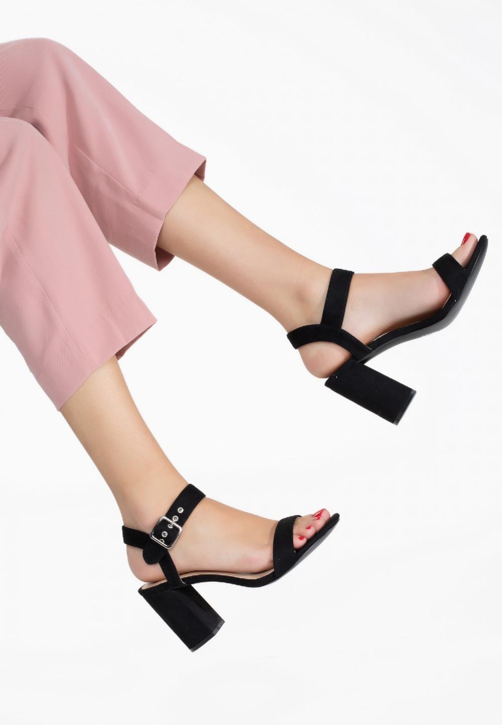 celena Sandales à talon Chanay Celena