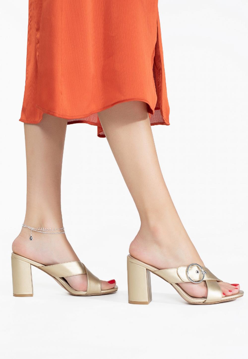 Celena Sandales à Talon Chene Celena