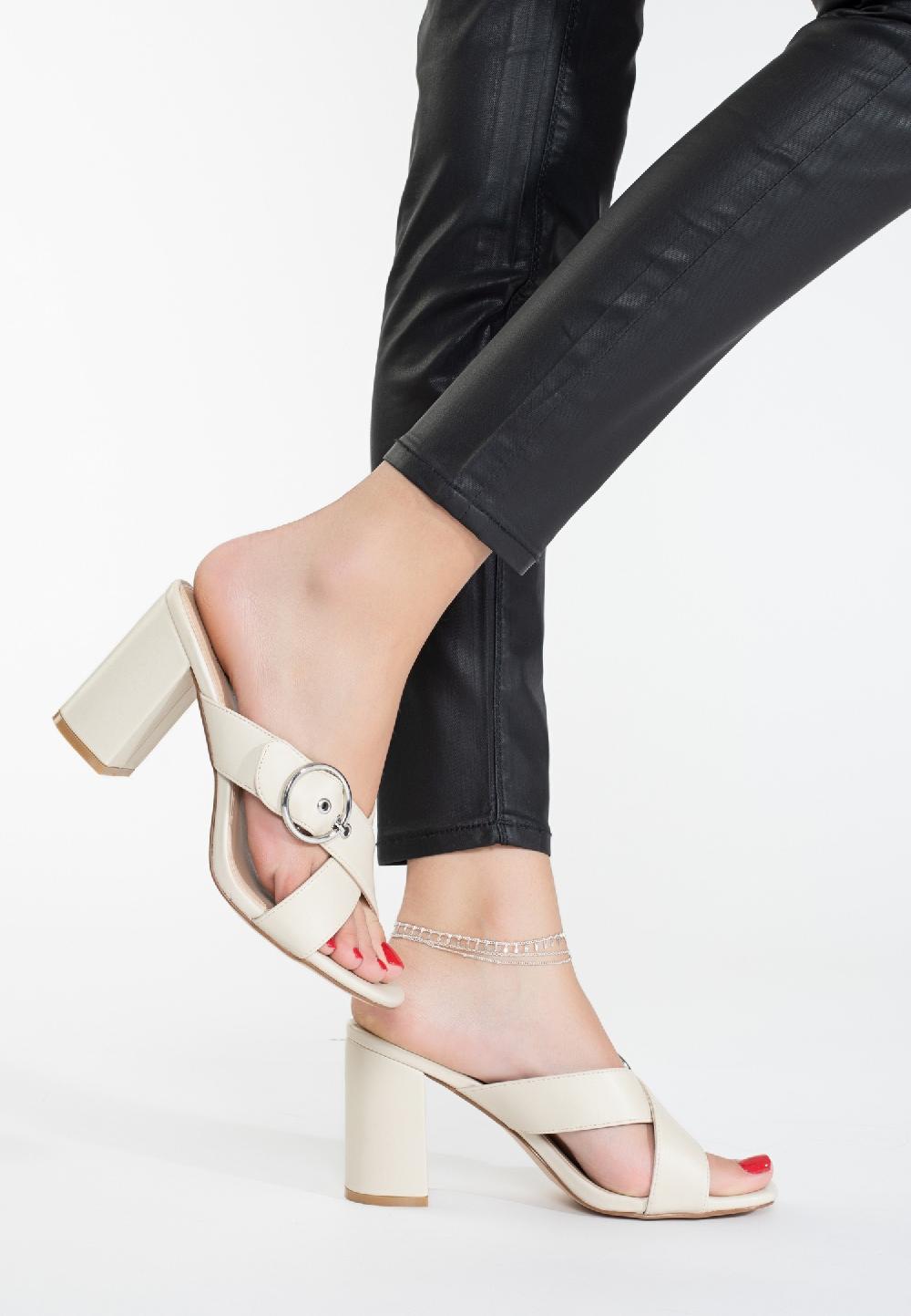 celena Sandales à talon Chene Celena