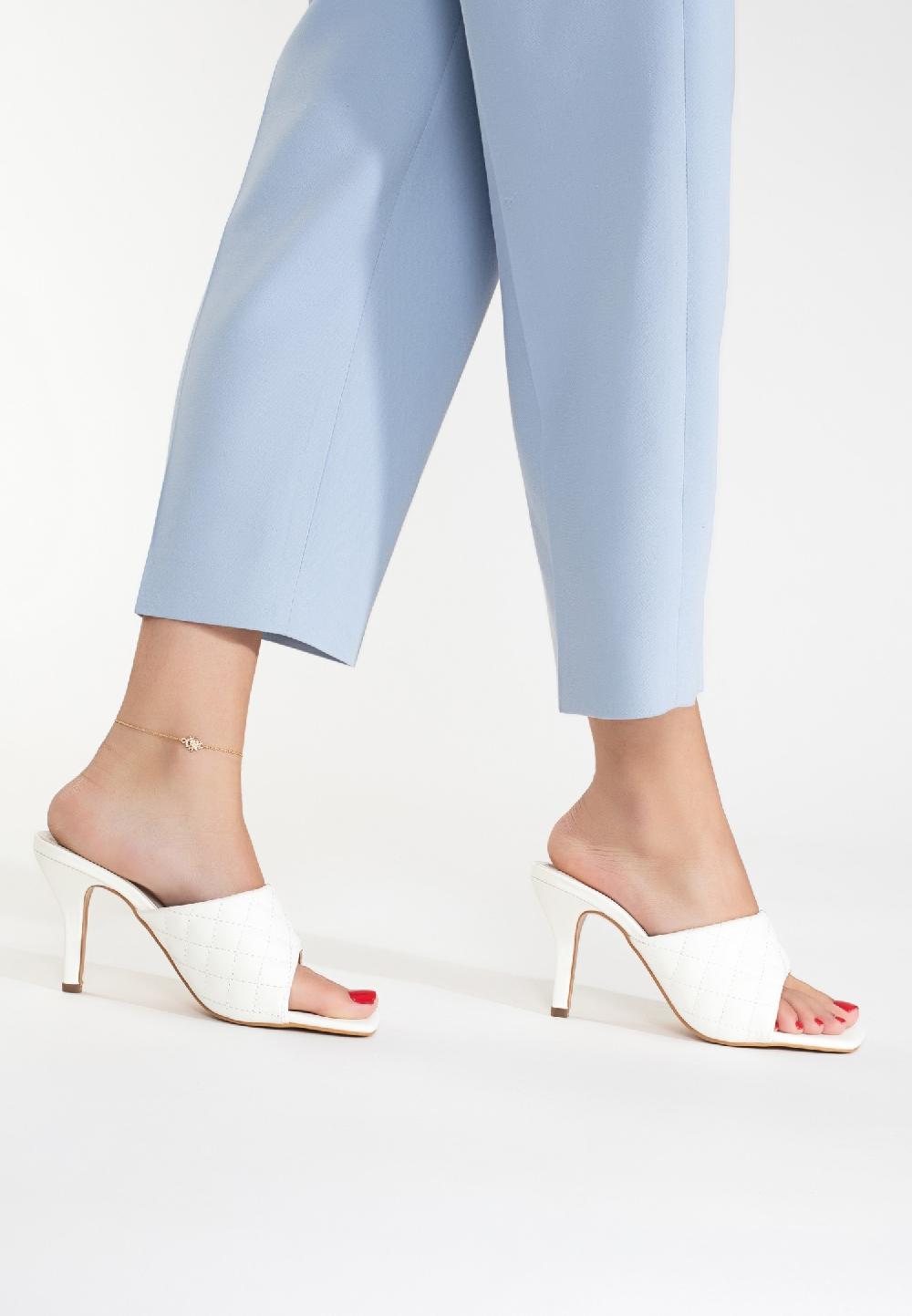 celena Sandales à talon Cundrie Celena