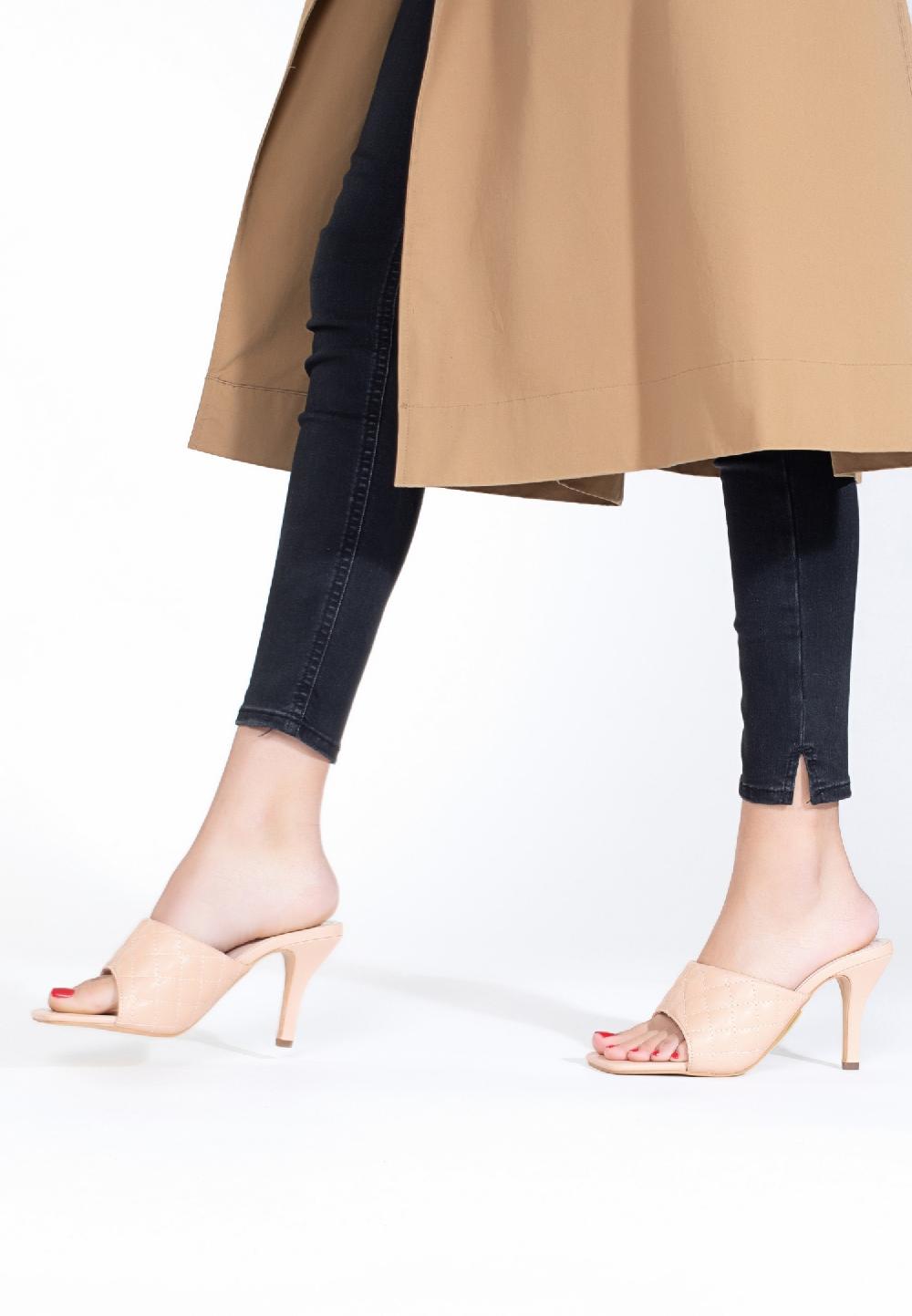 celena Sandales à talon Cundrie Celena