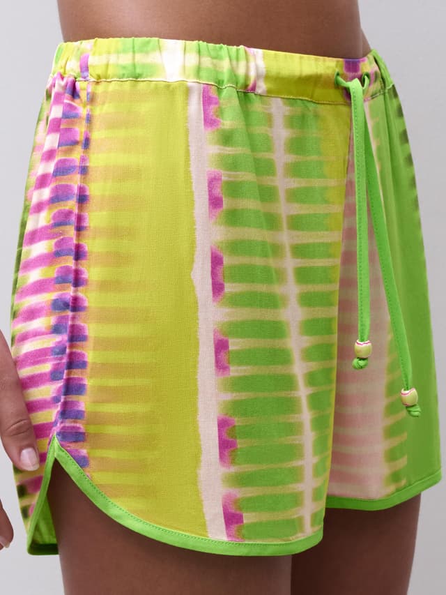 Chantelle Short - Vibrations - Easy Pop