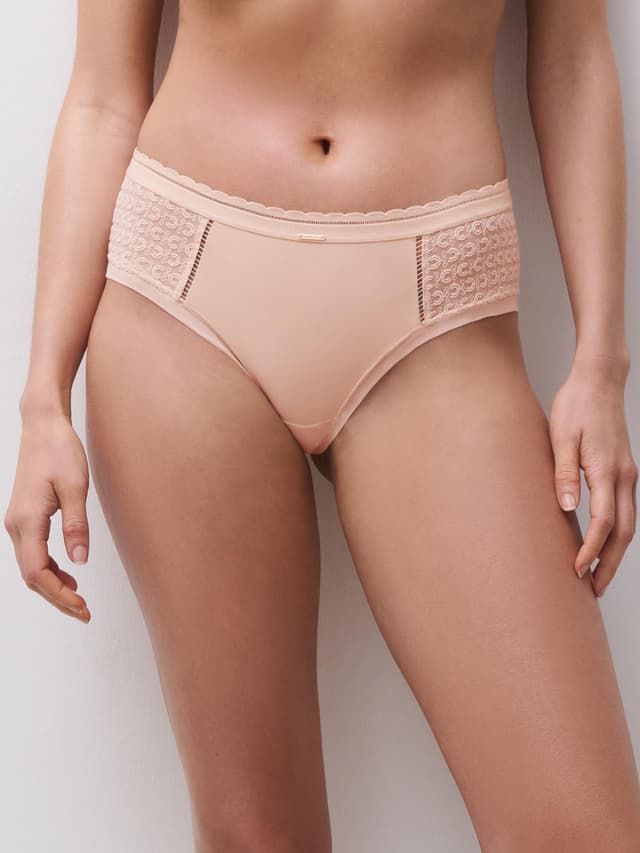 Chantelle Shorty - Beige Doré - Monogram