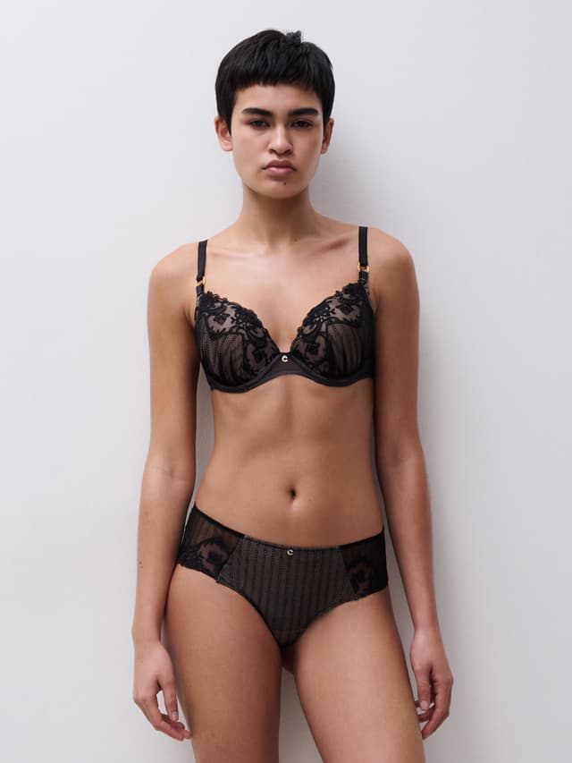 Chantelle Shorty Dégagé - Noir - Cabaret Sauvage