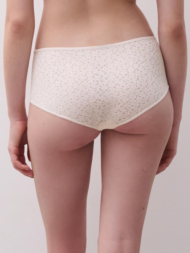 Chantelle Shorty - Talc - Norah