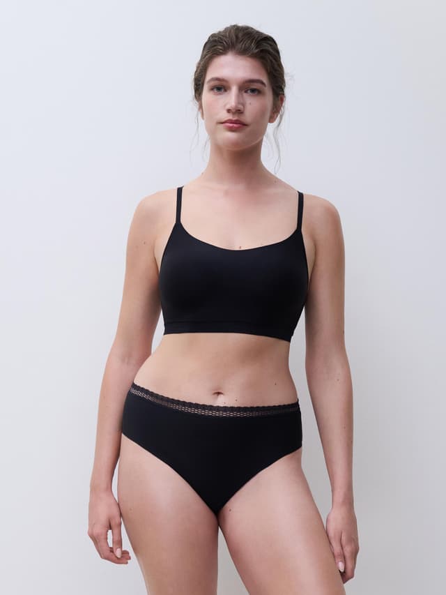 Chantelle Slip - Noir - Cozy Chic