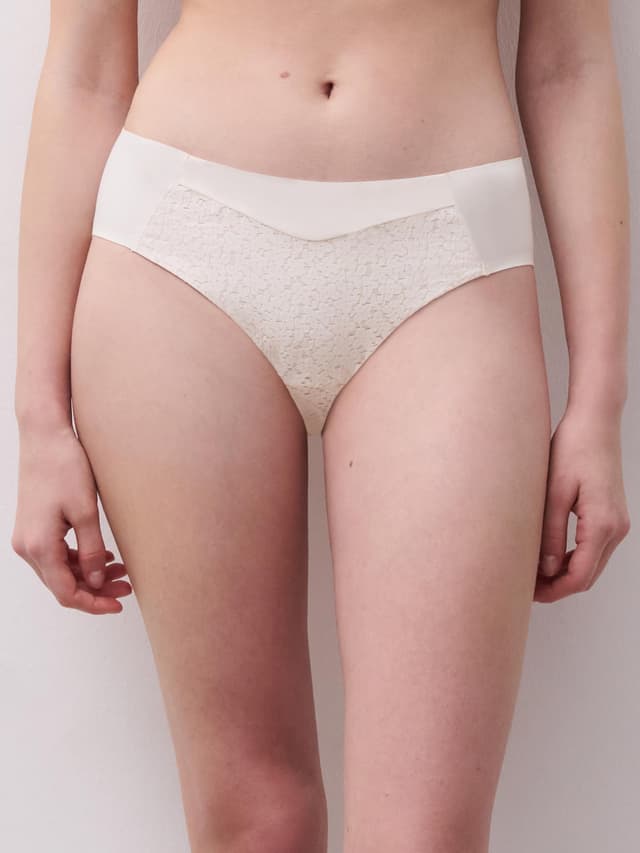 chantelle Slip - Talc - Norah