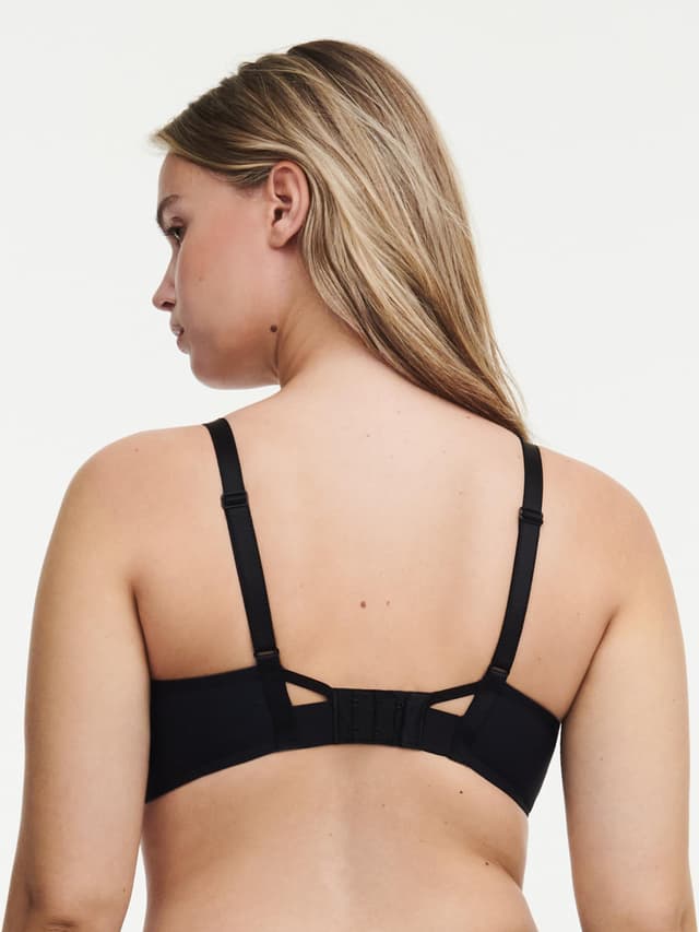 Chantelle Soutien-gorge Emboîtant - Noir - Play