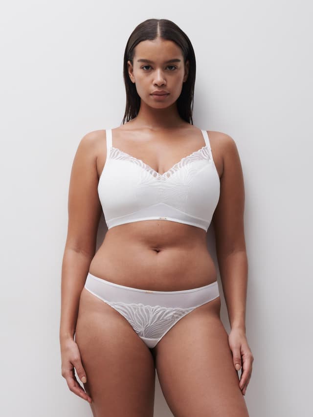 Chantelle Tanga - Milk - Legend