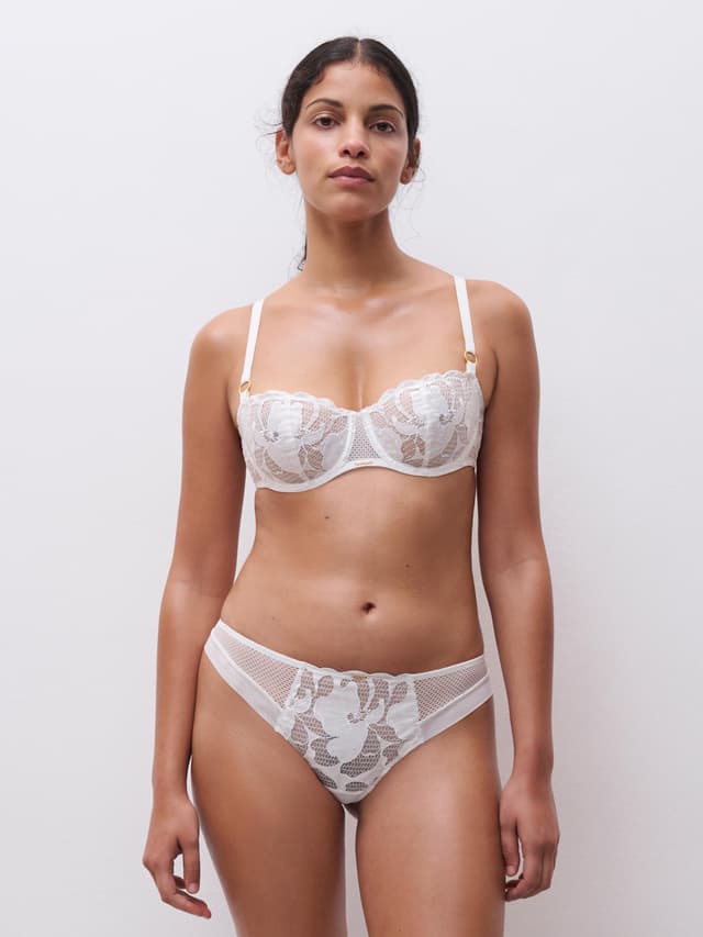 Chantelle Tanga - Milk Satin - Fleurs Signature