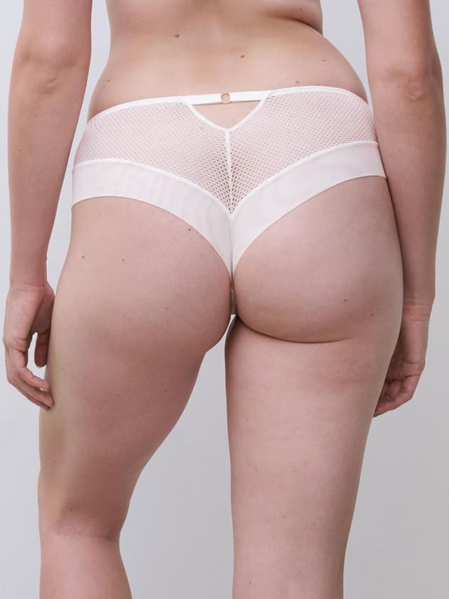 Chantelle Shorty Dégagé - Milk Satin - Fleurs Signature