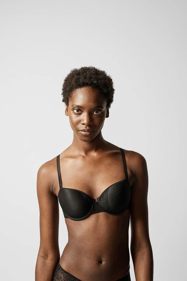 chantelle Soutien-gorge corbeille mémoire de forme - Noir - Maddie