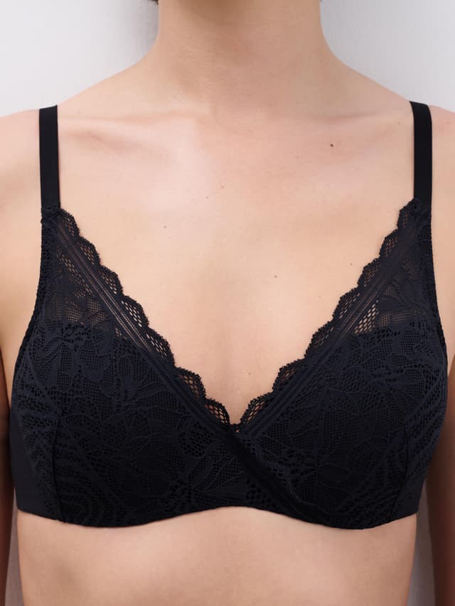 Chantelle Soutien-gorge Mémoire De Forme Emboîtant - Noir - Floral Touch