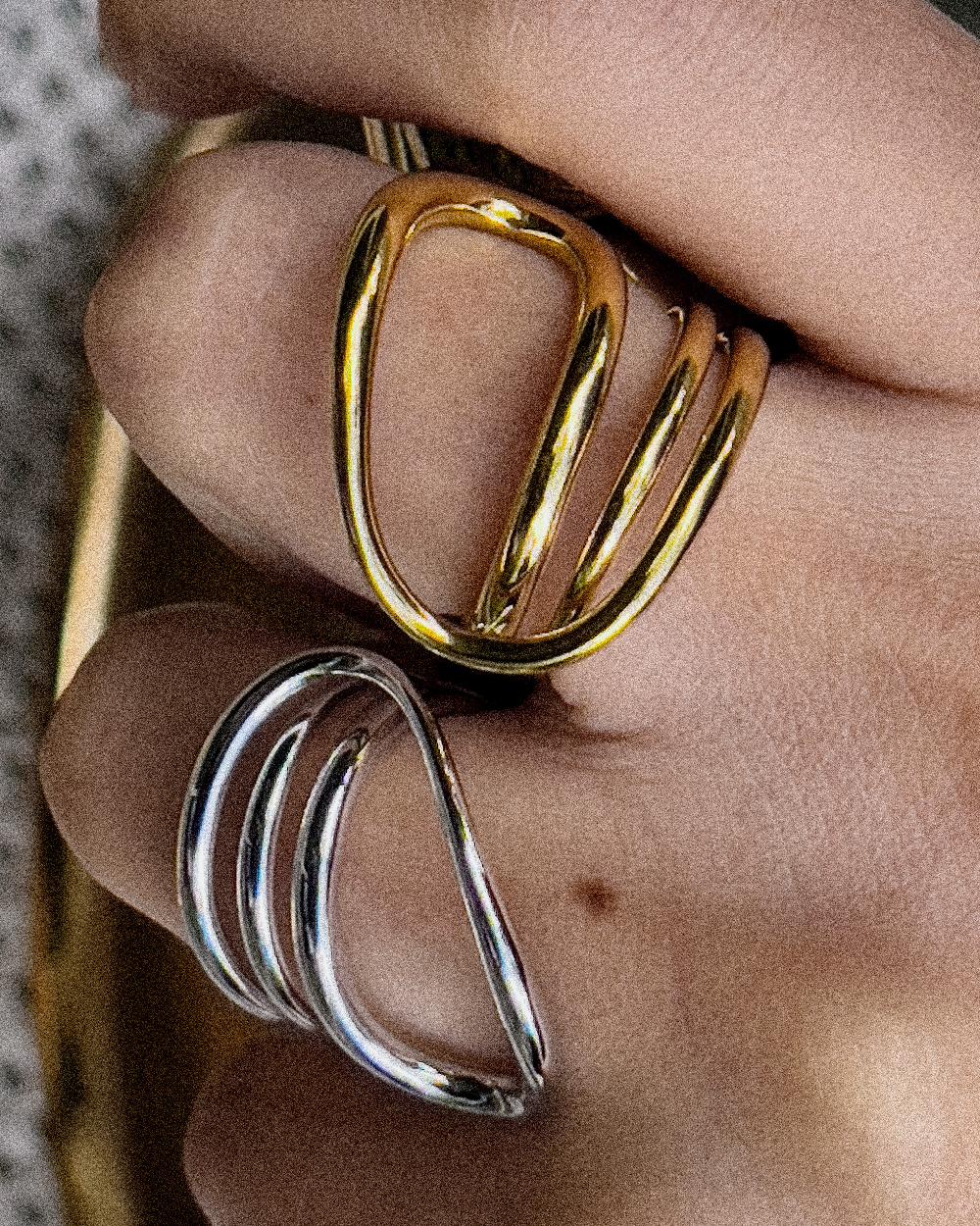 Charlotte Chesnais Bague Petit Round Trip
