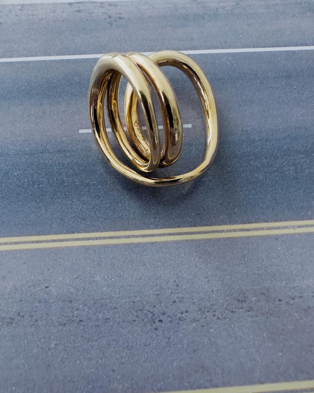 Charlotte Chesnais Bague Petit Round Trip