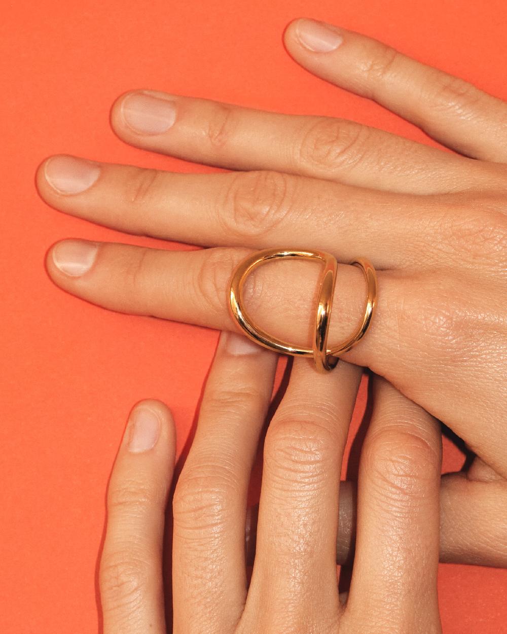 Charlotte Chesnais Bague Ribbon