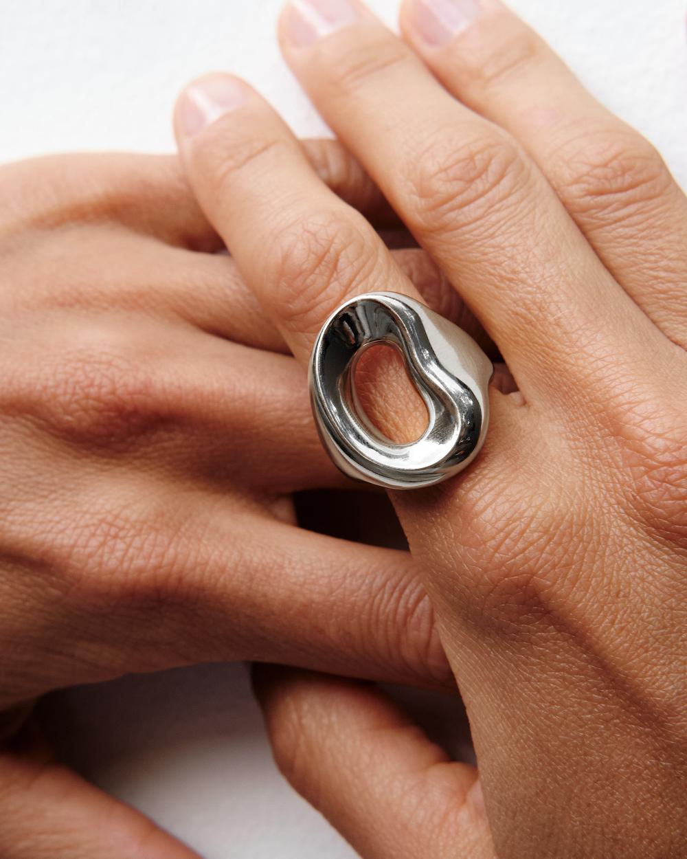 Charlotte Chesnais Bague Shima