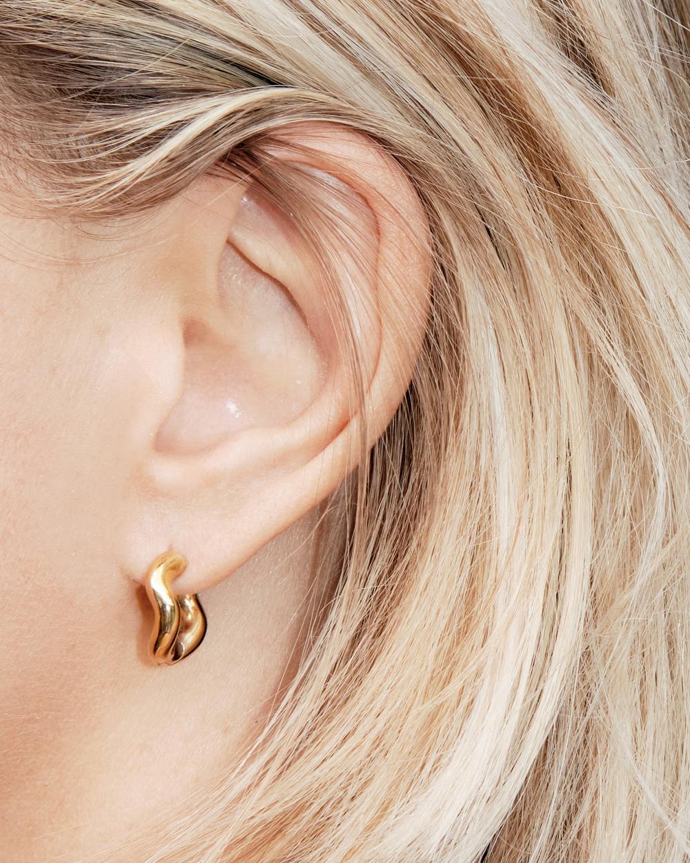 Charlotte Chesnais Boucles D'oreilles Petit Wave