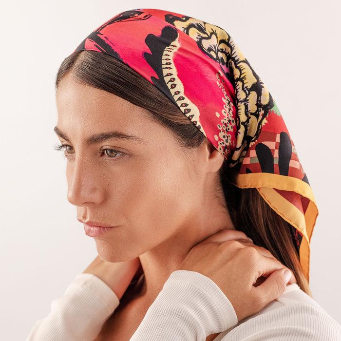 christian lacroix CARRÉ 70 EVE'S EDEN Rouge