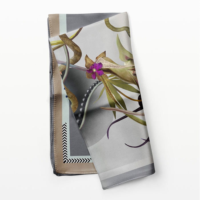 Christian Lacroix CARRÉ 70 TERATOLOGY BEAUTY Gris