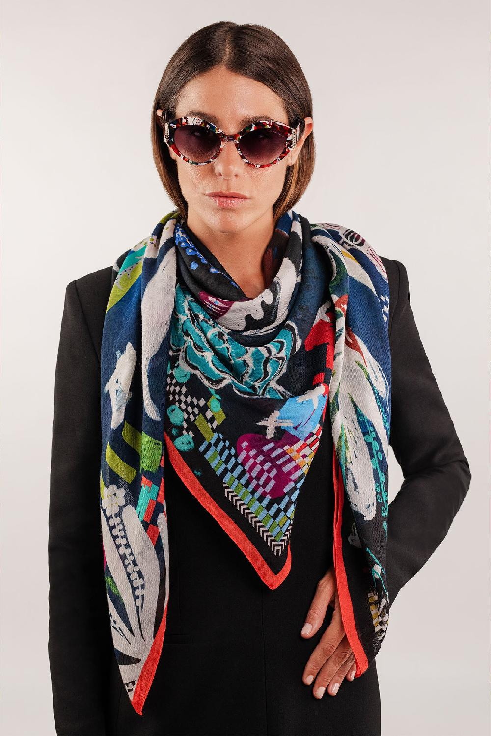 Christian Lacroix Châle 140 EVE'S EDEN Bleu