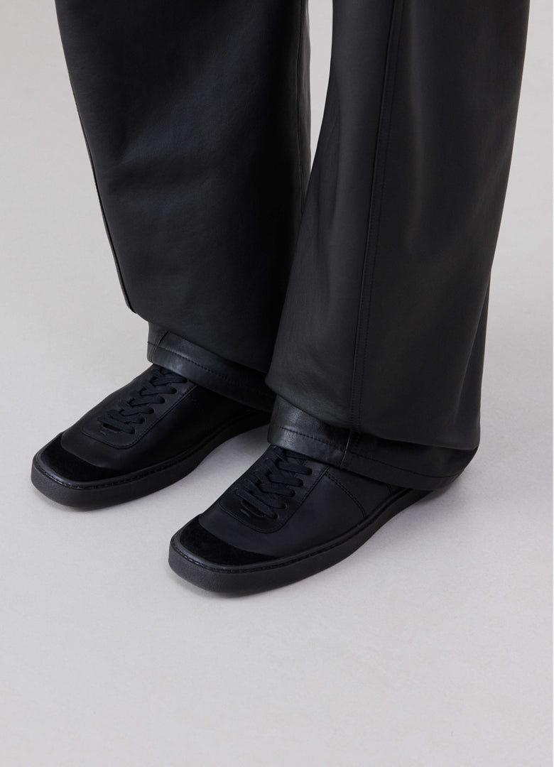 Christophe Lemaire BASKETS LINOLÉUM BASIQUES À LACETS