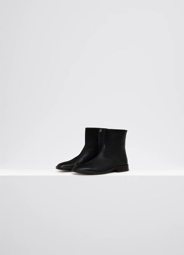 Christophe Lemaire BOTTES PIPED ZIPPÉES